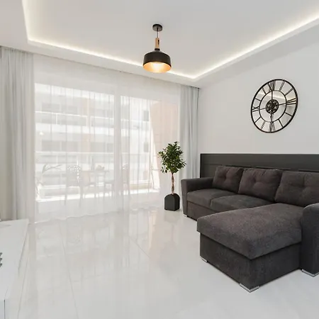 Lägenhet Stunning 2bed In Spb By Homely!