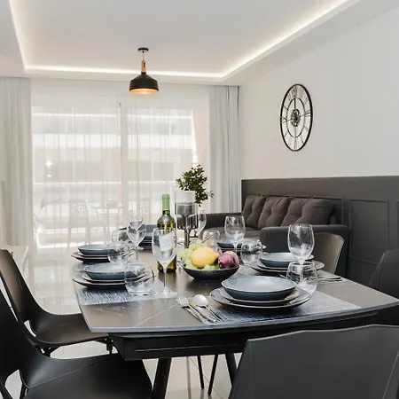 Stunning 2bed In Spb By Homely! Lägenhet St. Paul's Bay