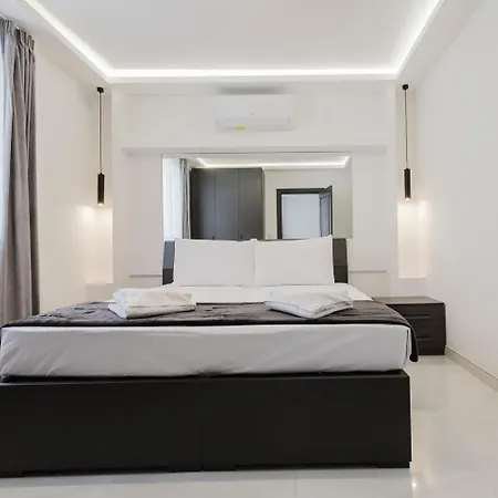 Stunning 2bed In Spb By Homely! Lejlighed