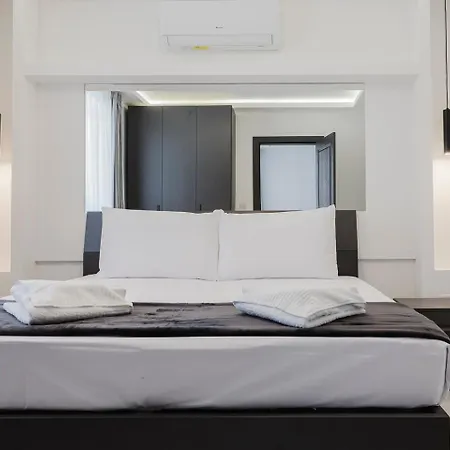 Apartment Stunning 2bed In Spb By Homely