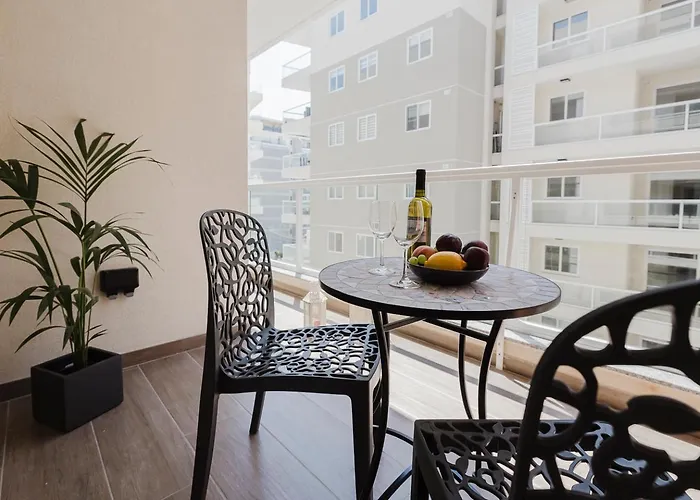 Stunning 2bed In Spb By Homely! アパート