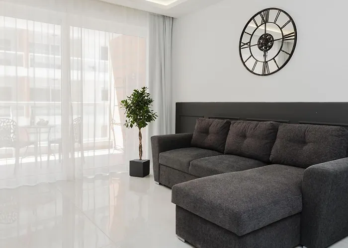 Stunning 2bed In Spb By Homely! アパート セント・ポールズ・ベイ