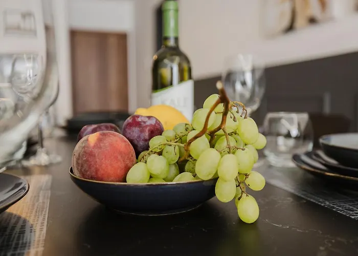 Stunning 2bed In Spb By Homely! * セント・ポールズ・ベイ