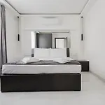 Stunning 2bed In Spb By Homely!